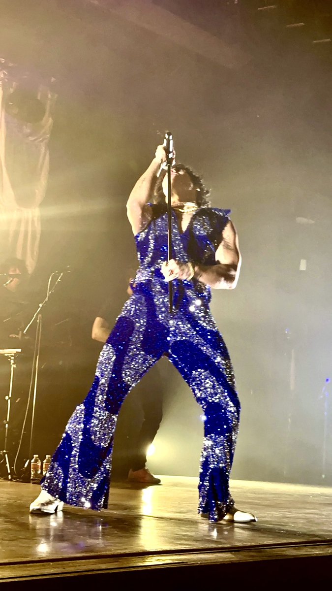 nessaoch's tweet image. Thought I’d share these gems I took last night  ❤️❤️👑 @spencermusic