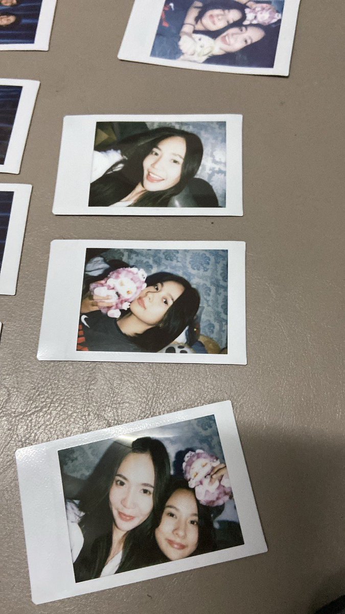 mamenune_vicky's tweet photo. ขอให้หนูถูกค้นพบด้วยความรัก
และมีรอยยิ้มที่สดใสตลอดไปนะ 
ได้เดินตามความฝันของตัวเองอย่างที่ตั้งใจ
สุดท้ายไม่ว่าจะอยู่ที่ไหน
«ขอให้เป็นที่รักของทุกคนเสมอนะ»

@Atchxrx17 @Vickywawaa27  🥰💜💗
รักสองดื้อของมี้ที่สุด

LOVE NUNEVICKY24
#นุ่นวิกกี้ #nunevicky https://t.co/0xX6tmcZZz