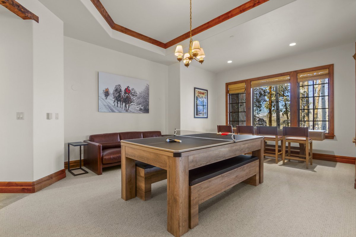 InvitedHome's tweet image. Start your day with a slow morning and end it with adventure—Daybreak Escape is your ideal spring break retreat.