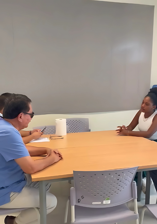 EspecialPro's tweet image. Hoy, la presidenta de la comisión, Rosangella Barbarán visitó el Hospital de Emergencia de Villa El Salvador para conocer la situación del proceso para la operación y mantenimiento en la modalidad bata gris que beneficiará a más de 780 mil peruanos.
#SaludDeCalidad #ProInversion