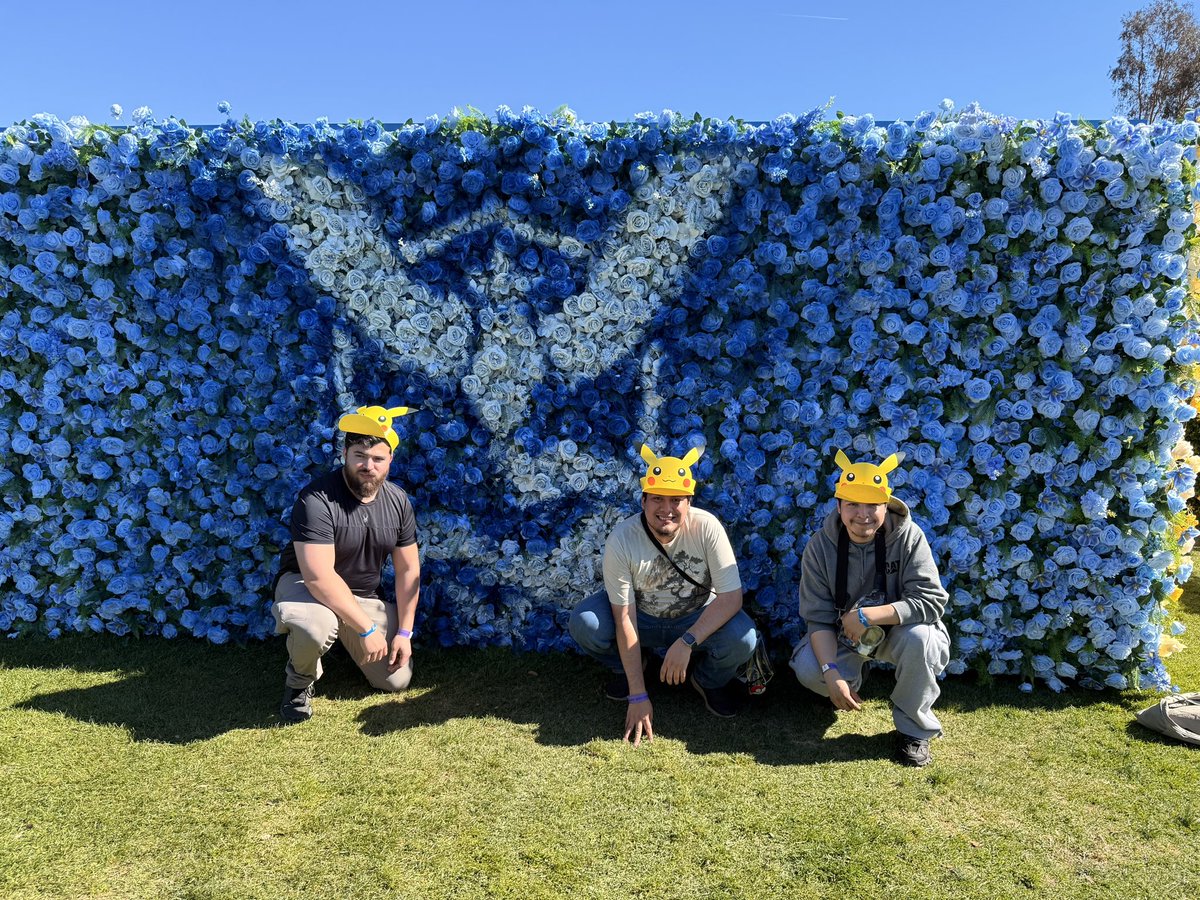 danklin559's tweet photo. Fun weekend 
#UnovaTour #UnovaTourLA
#Hundo #Kyurem https://t.co/kcoqBJHkMA