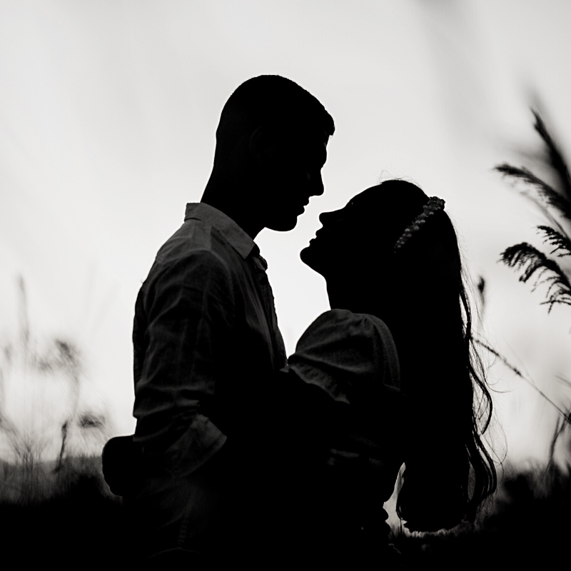 Descubre la felicidad en la creatividad en pareja.