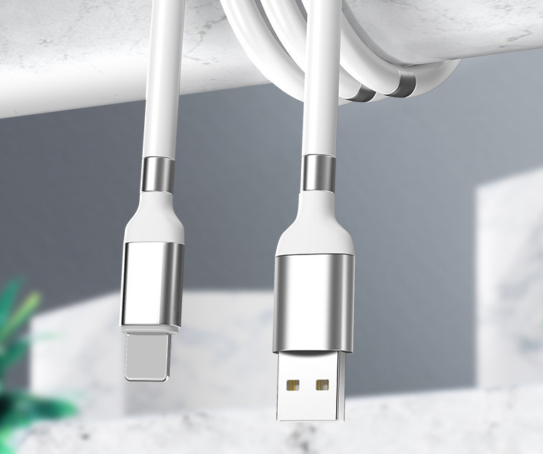 YYWLena's tweet photo. White/black 1m storage magnetic fast charging data cable suitable for Apple Android TYPE-C mobile phones
√Aluminum alloy magnet
√Soft TPE material
√Constant temperature charging Heat-insulating flame-retardant material https://t.co/PSWKKpaNnL