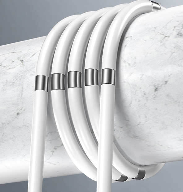 White/black 1m storage magnetic fast charging data cable suitable for Apple Android TYPE-C mobile phones
√Aluminum alloy magnet
√Soft TPE material
√Constant temperature charging Heat-insulating flame-retardant material