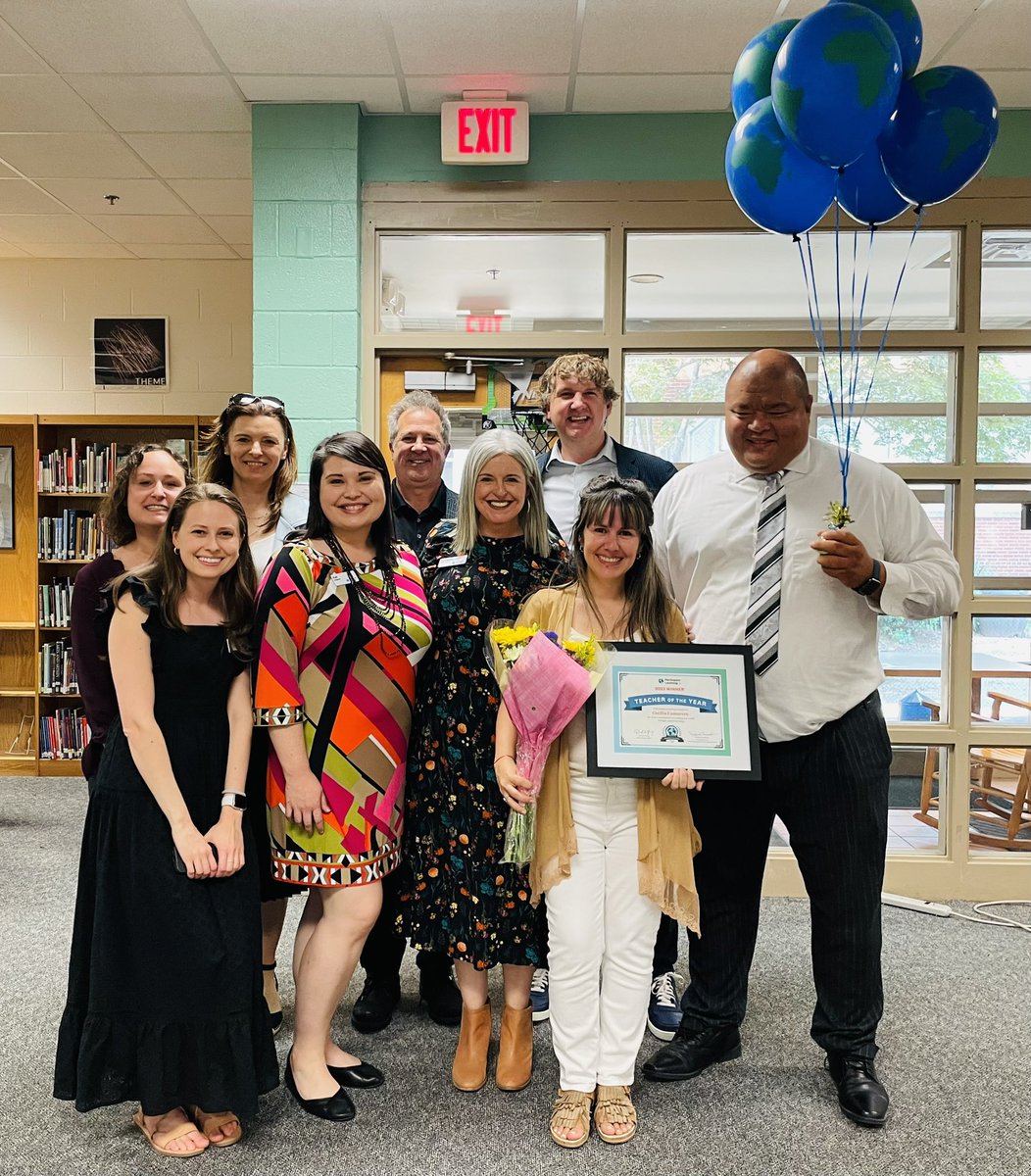 ☆Cecilia Camarero☆꧂ (@ceci_camarero) on Twitter photo 🤩🌟 One of the most unforgettable moments of my teaching career! 🌟🤩 I will cherish this honor forever! 💖 #TeacherOfTheYear #Grateful #UnitingOurWorld <a href="/ParticipateLrng/">Participate Learning</a> 🤩🌟 One of the most unforgettable moments of my teaching career! 🌟🤩 I will cherish this honor forever! 💖 #TeacherOfTheYear #Grateful #UnitingOurWorld <a href="/ParticipateLrng/">Participate Learning</a>