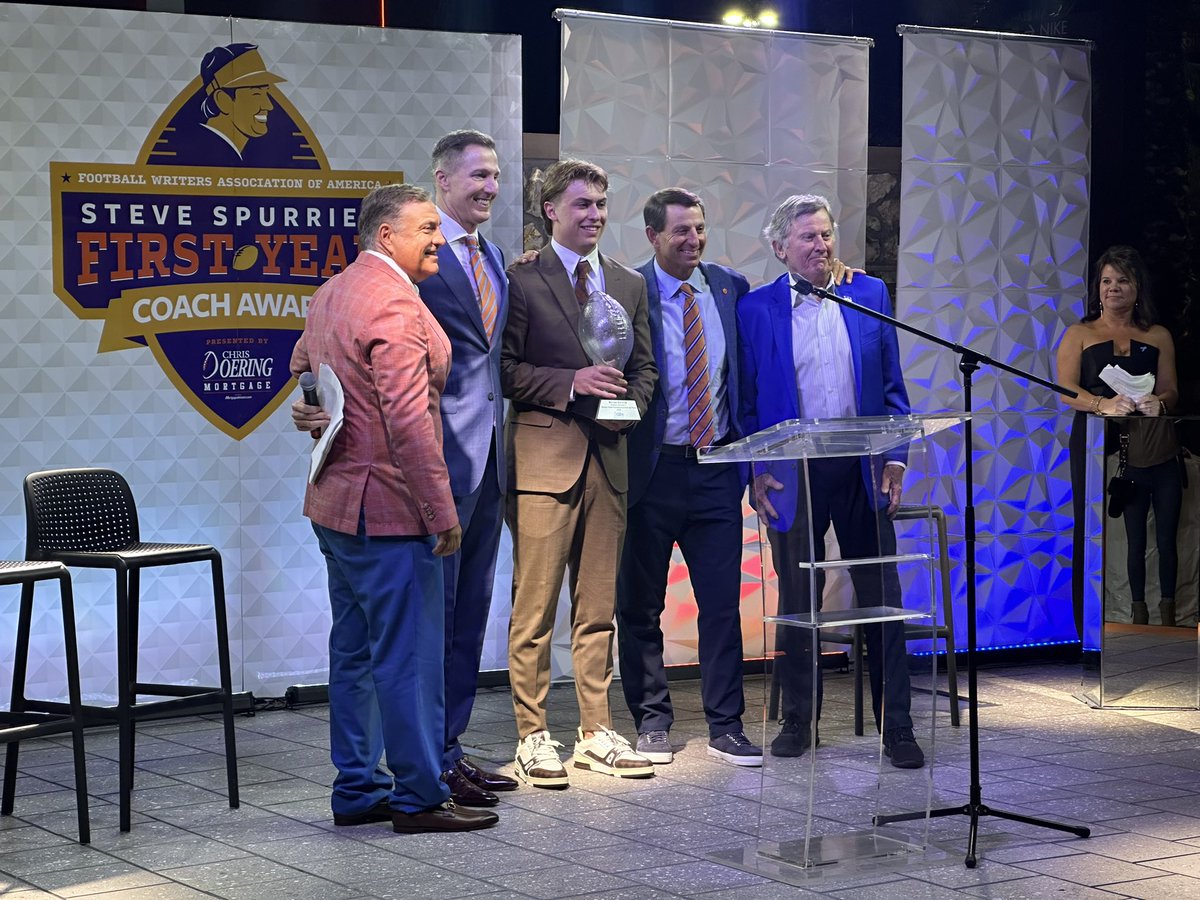 Placekicker Nolan Hauser formally accepted National Freshman Special Teams Player of the Year from <a href="/TheFWAA/">Football Writers Association of America</a> in Gainesville, Fla. on Monday evening.