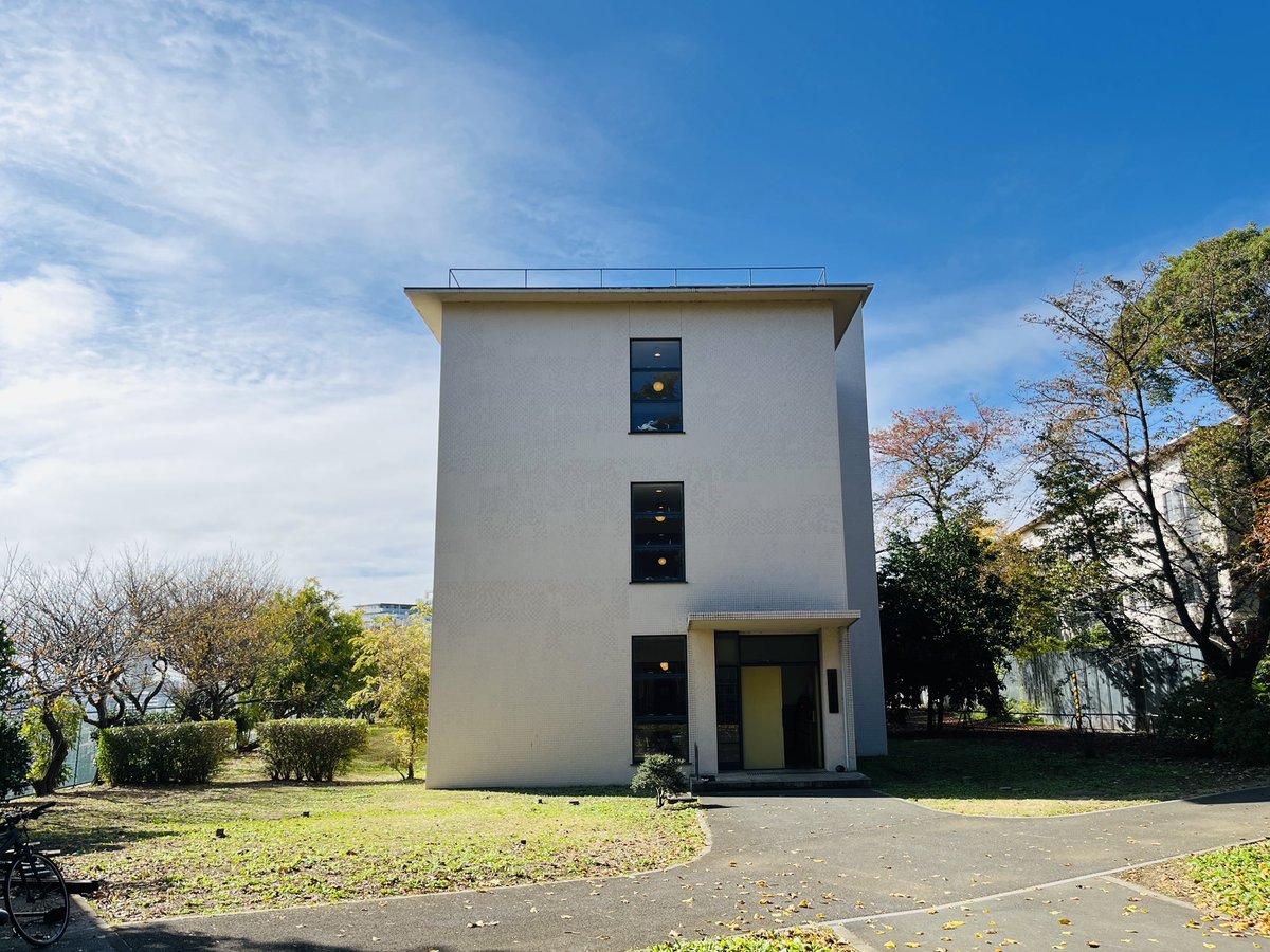 【🌸合格発表🌸】
慶應への合格を決めた受験生の皆さん、おめでとうございます！

日吉寄宿舎は3月に「通常面接」を行います。寮生による対面面接で入舎志望者を選考いたします。

【3/2, 3/9, 3/16】　9-12,13-17時

面接には事前の予約が必要です↓