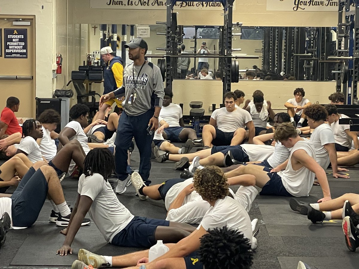 Aquinas Football (@sta_football) on Twitter photo 🔹🔸 Do your best to replace negativity with positive energy on a consistent basis for routined automaticity.🔸🔹
#FTF
#Brotherly_Love
#YouGoWeGo
<a href="/CoachHarriott/">Roger Harriott</a> 🔹🔸 Do your best to replace negativity with positive energy on a consistent basis for routined automaticity.🔸🔹
#FTF
#Brotherly_Love
#YouGoWeGo
<a href="/CoachHarriott/">Roger Harriott</a>