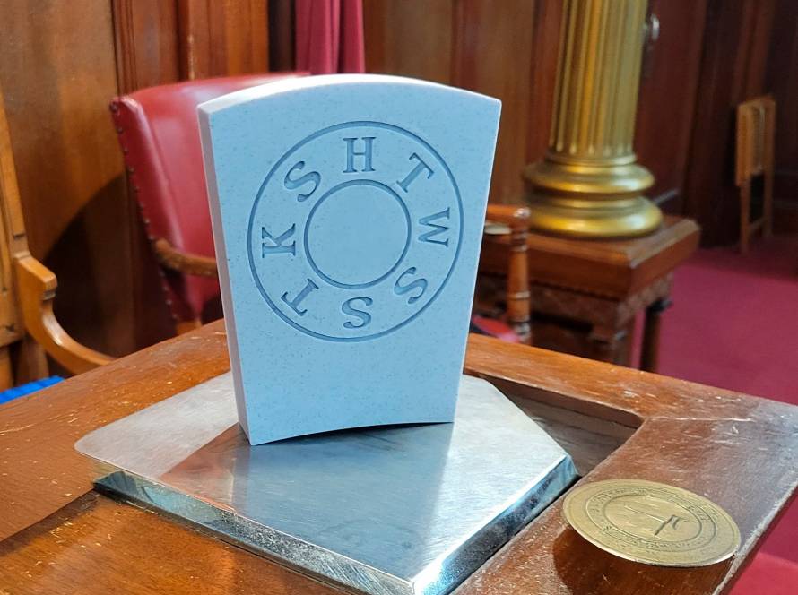 The Mark Degree is one of the most significant and ancient degrees within Freemasonry, bridging operative and speculative traditions. Its origins are intertwined with the practical trade of medieval stonemasons and  the symbolic teachings of modern Freemasonry. #spainmarkmasons