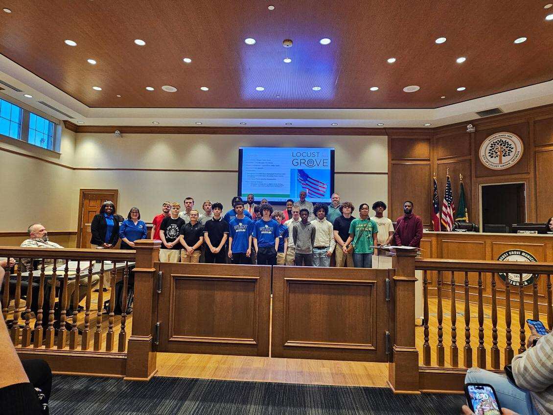 LGMSwildcats_AD's tweet photo. Thank you to Locust Grove City Hall @LGMainStreet Mayor Carlos Greer for recognizing our Wrestling and Boys Basketball program for their achievements this season @LGMS_HCS @AthleticsHenry 3yrs County Wrestling Champs / Boys Basketball final four @melissa13thomas https://t.co/vRe4XZVZXi