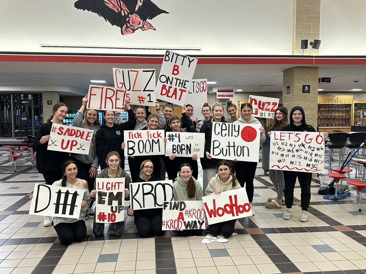 State week preparations have begun! 

The girls had a team meal and sign making to start off the big week! Less than 48 hours to go!