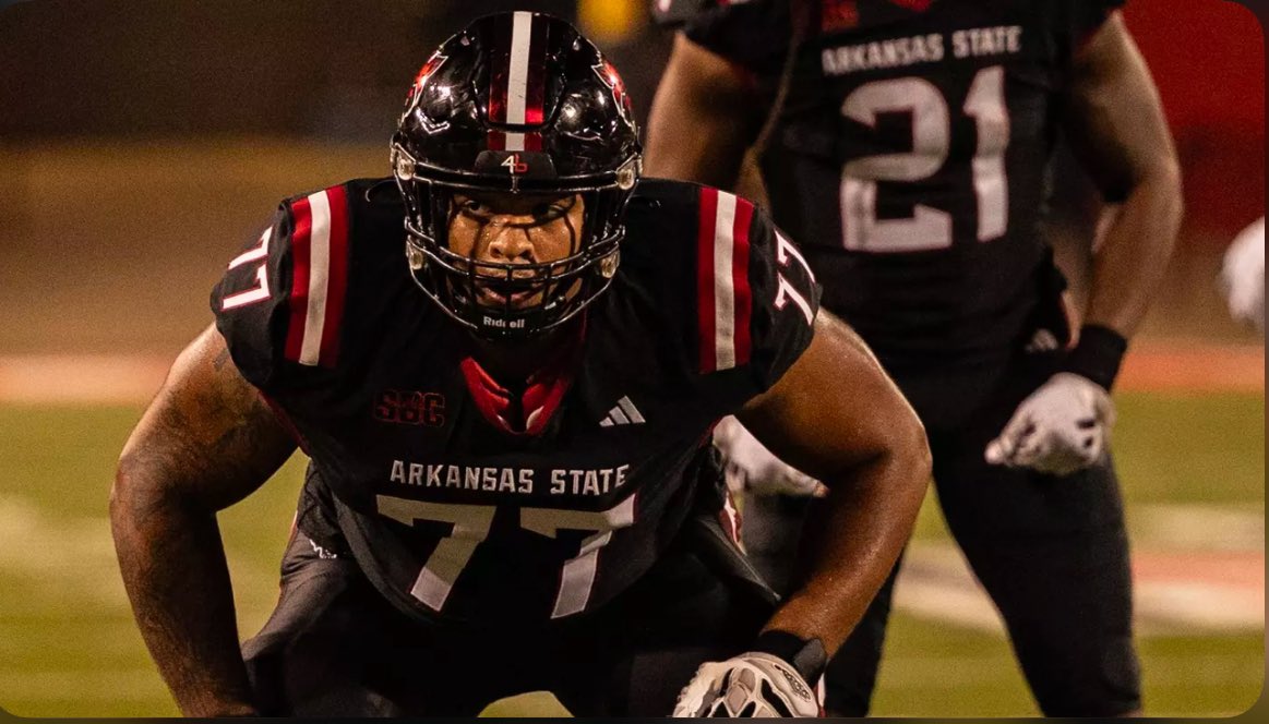 Michael Bowens Jr (@michaelbowensjr) on Twitter photo After a great conversation with Coach <a href="/coachcurd/">Scott Curd</a>, I’m blessed to receive an offer from Arkansas State University!!🔴⚫️
<a href="/AStateFB/">Arkansas State Football</a> @BarstoolWolves <a href="/HallTechSports1/">Hall-Tech Sports</a> <a href="/coachbclause/">Blaine Clausell</a> <a href="/DexPreps/">DexPreps</a> <a href="/PeteNakos_/">Pete Nakos</a> <a href="/HT_Fountain/">HT Fountain</a> @NE_Ok_HS_Sports <a href="/Jeff_XOS/">Jeff Martin</a> <a href="/AL_Recruiting/">AL Recruiting</a> <a href="/BrooksAustinBA/">Brooks Austin</a> <a href="/TheJayBir/">Jay Bir 🏛</a> After a great conversation with Coach <a href="/coachcurd/">Scott Curd</a>, I’m blessed to receive an offer from Arkansas State University!!🔴⚫️
<a href="/AStateFB/">Arkansas State Football</a> @BarstoolWolves <a href="/HallTechSports1/">Hall-Tech Sports</a> <a href="/coachbclause/">Blaine Clausell</a> <a href="/DexPreps/">DexPreps</a> <a href="/PeteNakos_/">Pete Nakos</a> <a href="/HT_Fountain/">HT Fountain</a> @NE_Ok_HS_Sports <a href="/Jeff_XOS/">Jeff Martin</a> <a href="/AL_Recruiting/">AL Recruiting</a> <a href="/BrooksAustinBA/">Brooks Austin</a> <a href="/TheJayBir/">Jay Bir 🏛</a>