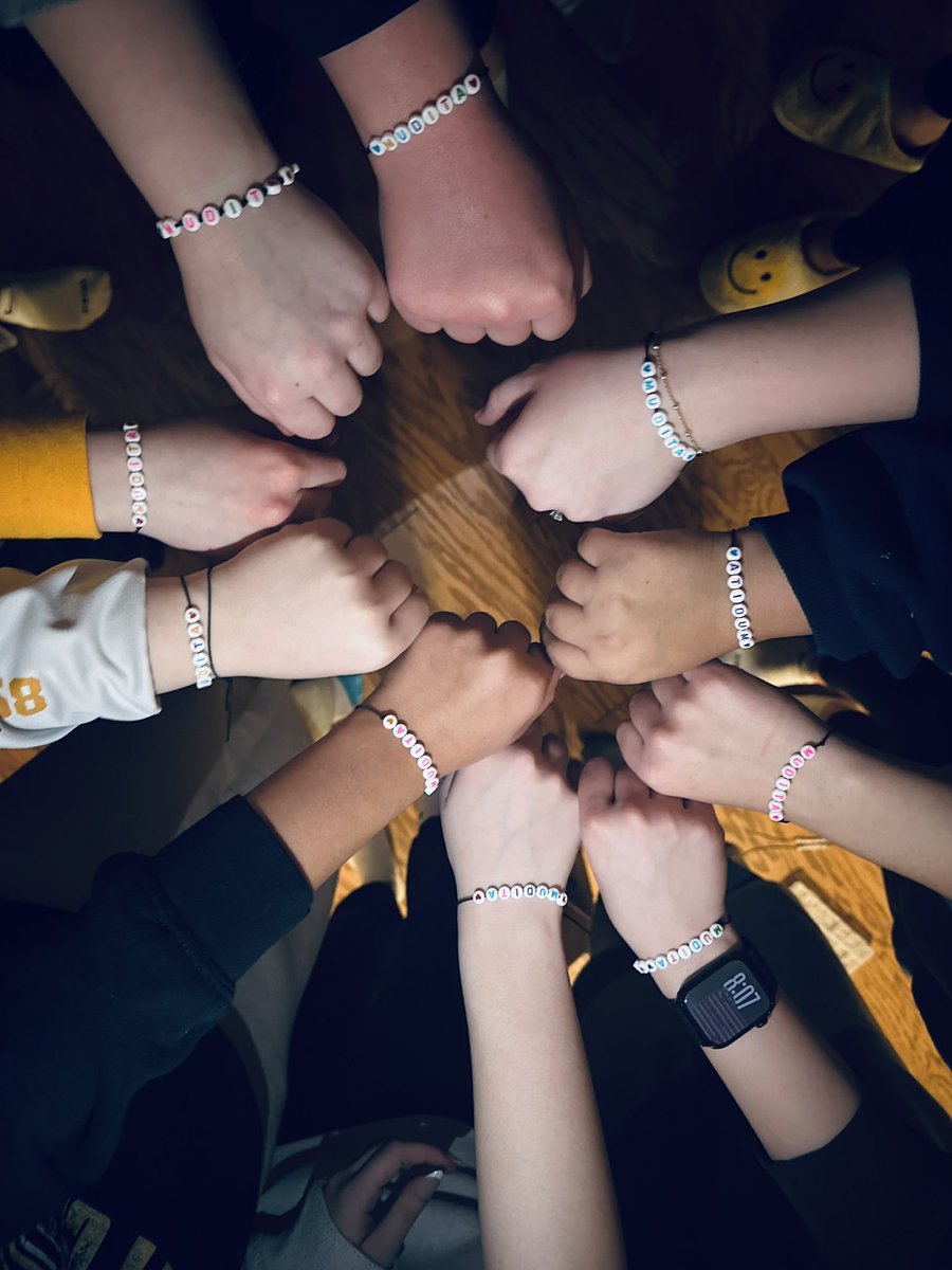 Tonight was our last night of Leadership Academy, we talked  about how champions put the team first. We learned Mudita from <a href="/AlabamaSB/">Alabama Softball</a>—finding joy in others successes. That’s our word for the year! Thanks <a href="/UACoachMurphy/">Patrick Murphy</a> &amp; Brittany Rogers for the inspiration! #Mudita