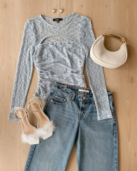 Design_maker21's tweet image. Effortlessly chic 💙✨ Lace, denim, and a touch of fluff for the perfect stylish combo!