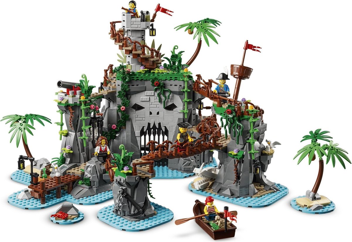 blocksmagazine's tweet image. Do you prefer collecting 'brand-new concept' sets in the BrickLink Designer Program, as we saw with 910037 Mushroom House? Or, do you more-so enjoy models that revisit retro themes like LEGO Pirates with 910038 Ominous Isle?

#LEGO #BrickLink #Retro @BrickLink