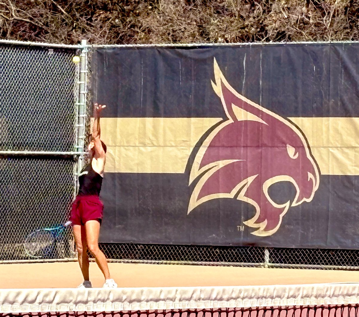 kdamp's tweet photo. I took a break at lunch today to take in a little @TXStateTennis. Congrats on the seventh competition victory in a row (8-2 on the season)! Don’t look now, but the 🎾 @TxStateBobcats are closing in on the record number of wins and we haven’t even started conference play yet!🐾⭐️ https://t.co/NC32VNKewD