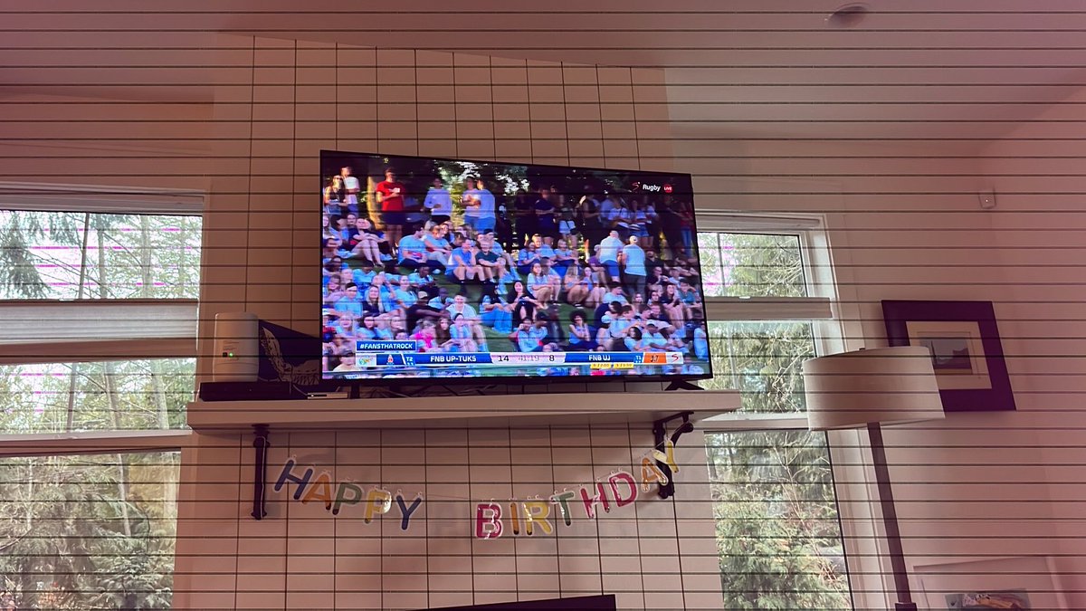 nice to see the tuks game live in canada ! congratulations to all , great win 2 / 2 #varsitycup 2025 #tuks