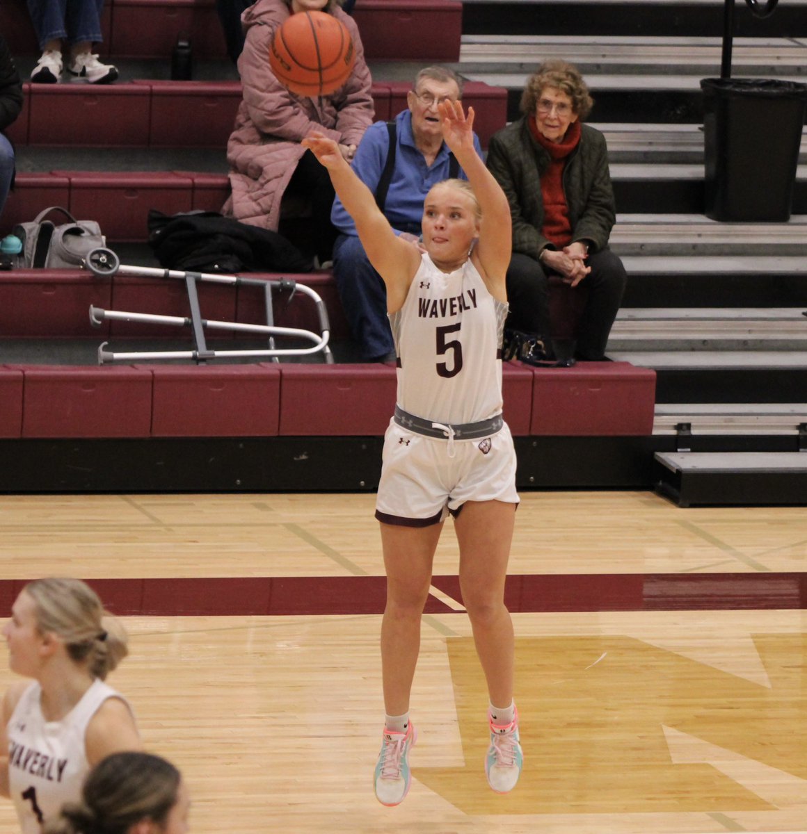 Congratulations to Waverly’s Annie Harms for breaking the all-time school record for three-point shots made in a career. 
#nebpreps