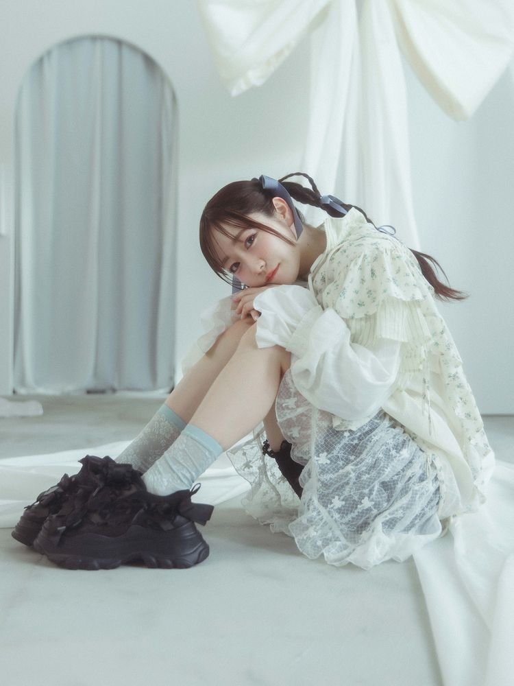 merry jenny真中まなribbon ribbon ribbonスニーカー