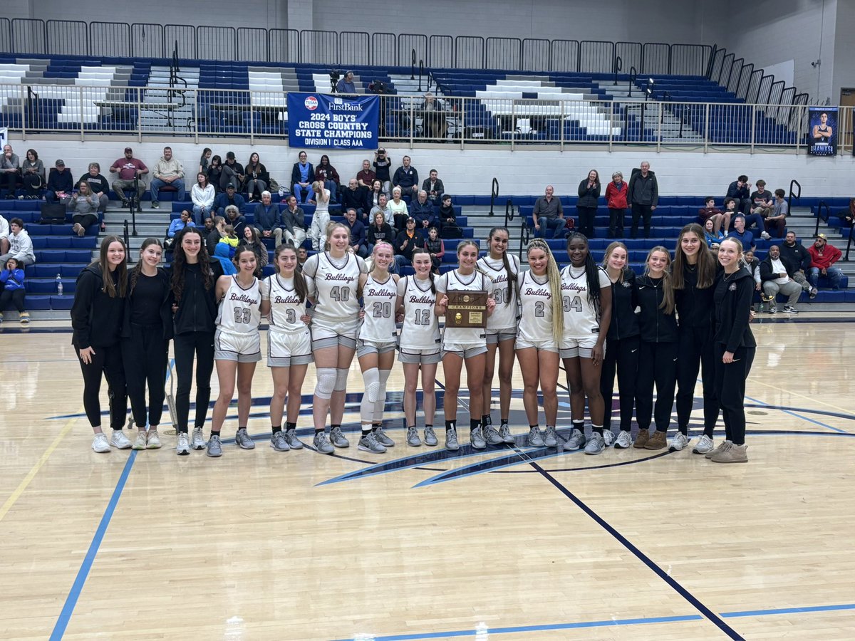 Final Score 

Bearden 56
Farragut 43

Hodge 37 <a href="/natalyahodge2/">WorldWideNatalya</a>
Murphy 15 <a href="/kendallmurphy_1/">kendall murphy</a>
Patel 3 <a href="/aishapatel8507/">aisha patel</a>
Mills 1 <a href="/TheolaMills33/">Theola Mills</a>

@5starpreps
<a href="/prepxtra/">PrepXtra</a> 
<a href="/CoachTScoresTN/">CoachT.com</a>