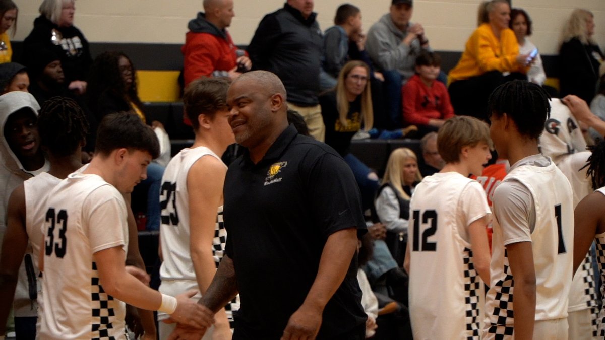 What Tony Rice has done in his first season at Franklin Heights is nothing short of phenomenal 

Coming into this season, Franklin Heights had gone 10 seasons in a row without winning more than 6 games, 8 of those seasons being 3 wins or less

In his first season at the helm,
