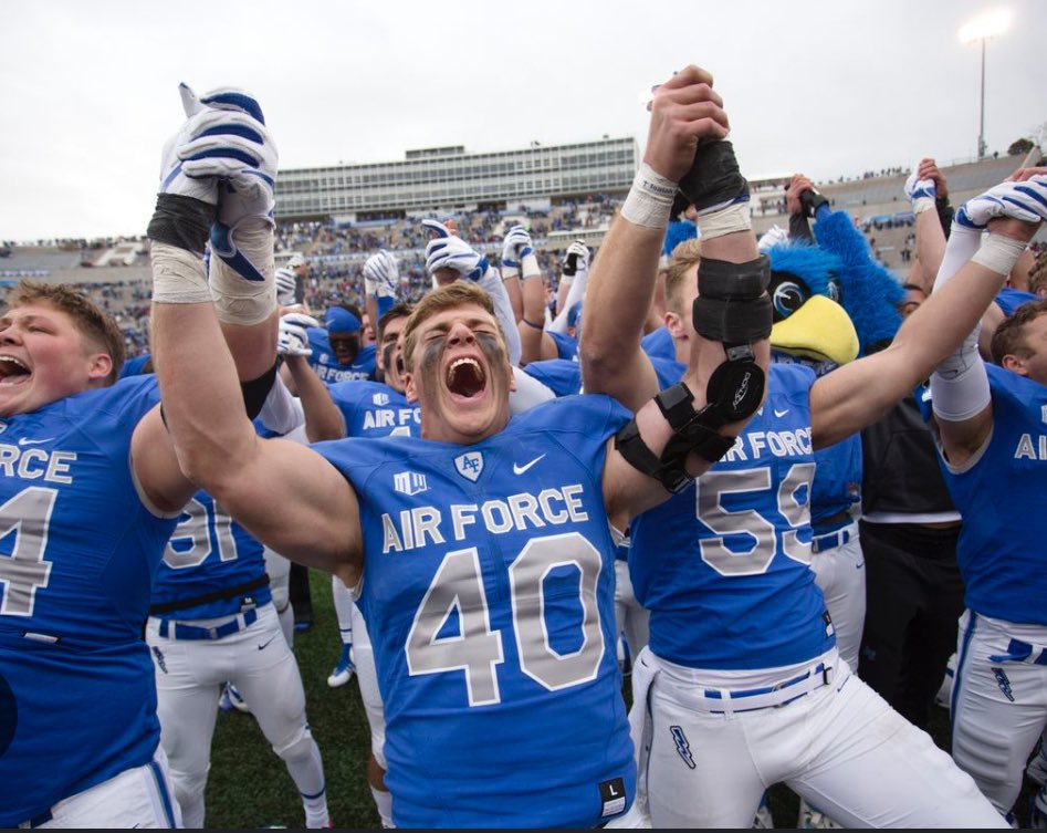 Nate Appleget (@nateappleget) on Twitter photo After a great call with <a href="/MookieCarlile/">Mookie Carlile</a> I’m grateful to receive an offer from <a href="/AF_Football/">Air Force Football</a>. <a href="/CoachLamAF/">Ken Lamendola</a>
<a href="/CoachTCalhoun/">Troy Calhoun</a>
<a href="/Brian_Knorr/">Brian Knorr</a>
<a href="/SoutheastFB/">LSE Football</a> After a great call with <a href="/MookieCarlile/">Mookie Carlile</a> I’m grateful to receive an offer from <a href="/AF_Football/">Air Force Football</a>. <a href="/CoachLamAF/">Ken Lamendola</a>
<a href="/CoachTCalhoun/">Troy Calhoun</a>
<a href="/Brian_Knorr/">Brian Knorr</a>
<a href="/SoutheastFB/">LSE Football</a>
