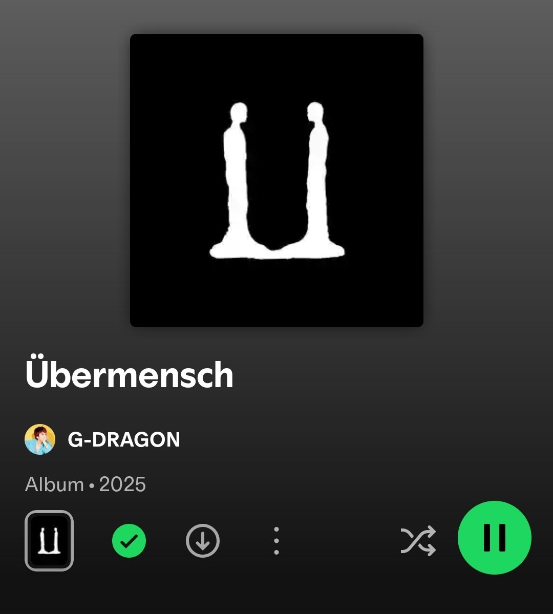 ksquared95's tweet photo. As someone who got into kpop because of G-Dragon over a decade ago, I'm going through it with this comeback. 😭 https://t.co/U4jUTdQv9Z