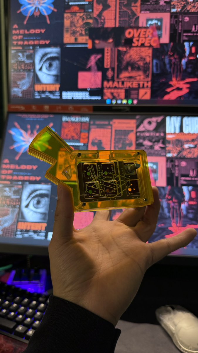 teo_postmortem's tweet image. Se acercan cositas 
#macropad
#bento
#customkeyboard