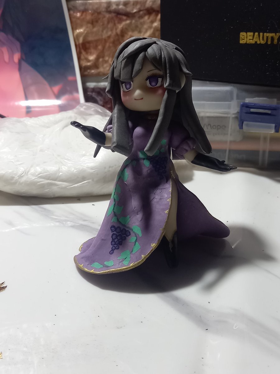 TheWhiteRedRos1's tweet photo. I have sculpted Hisami Yomotsu with clay~💜
(I need to make the flower in her head ...)
#東方Project #touhouproject #豫母都日狭美 https://t.co/O4uYCn9Q1o