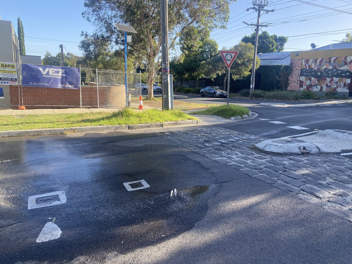 (C)Bradford tweet media