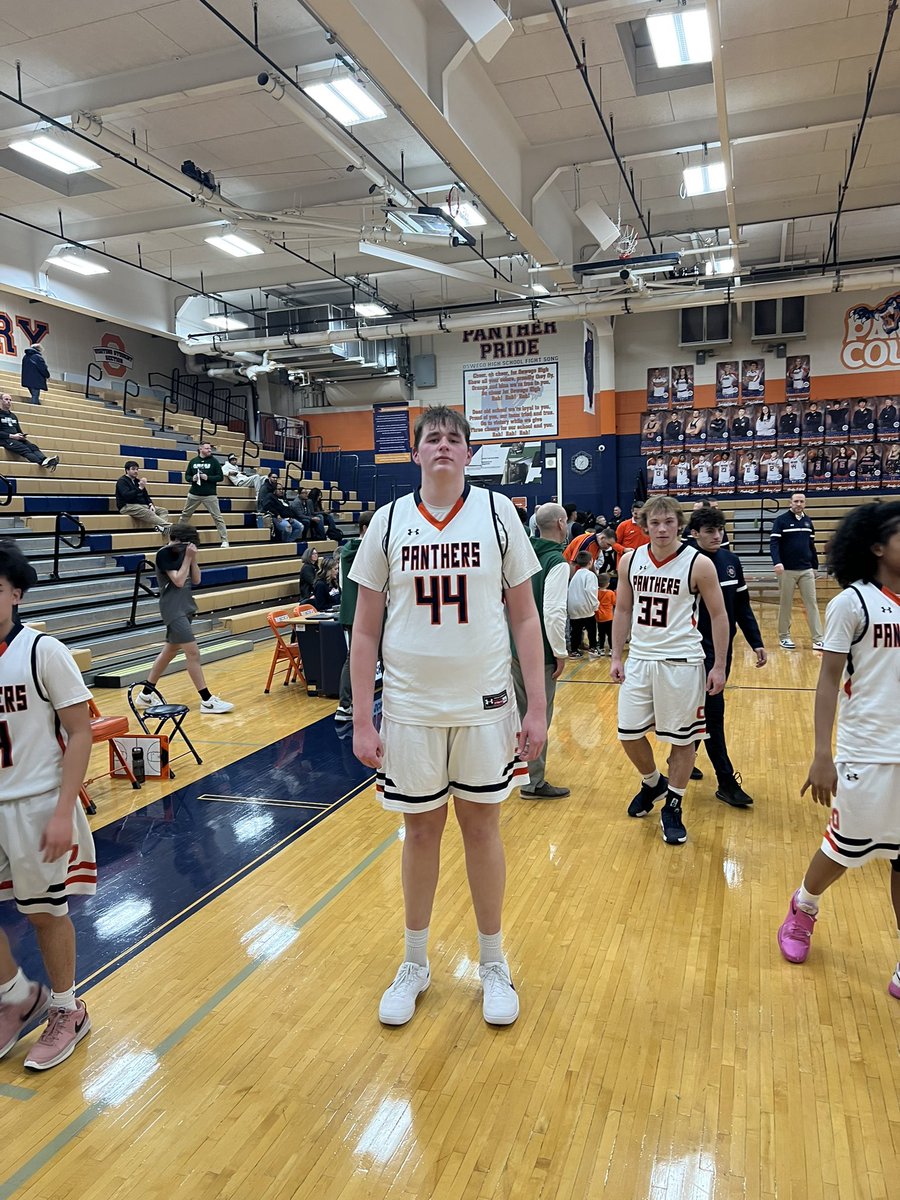 Big Tim (@tdc200) on Twitter photo Class of 2025 6’11” center Hunter O’Neill of <a href="/OHSPantherHoops/">Oswego HS Boys Basketball</a> came off bench in second quarter and scored 9
of his 11 points (5/6 FG) in the quarter. A load in the post had 3 rebounds in a small amount of time. Getting some small college interest. Class of 2025 6’11” center Hunter O’Neill of <a href="/OHSPantherHoops/">Oswego HS Boys Basketball</a> came off bench in second quarter and scored 9
of his 11 points (5/6 FG) in the quarter. A load in the post had 3 rebounds in a small amount of time. Getting some small college interest.