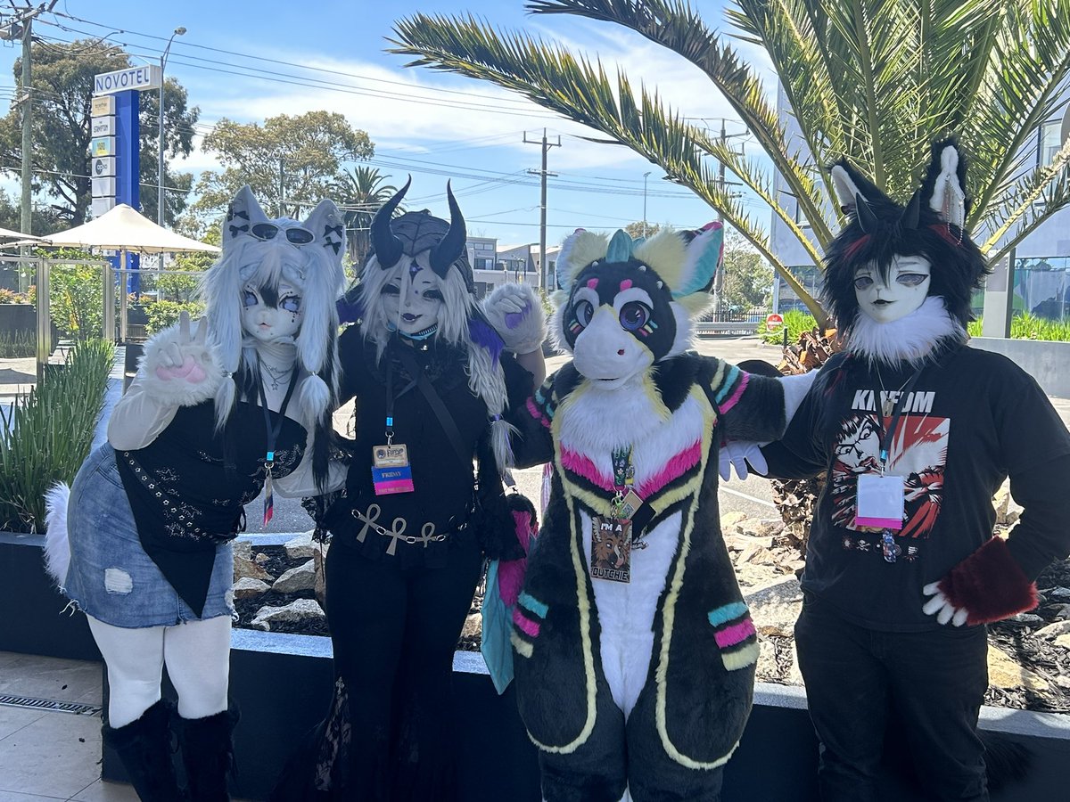 Some photos from #mfc2025 
With <a href="/Kato_Saber/">Kato Saber 🔜 FurDU26</a> stormy and lexa!

#furryfandom #furries #furry #fursuiter #fursuit #FurCon2025