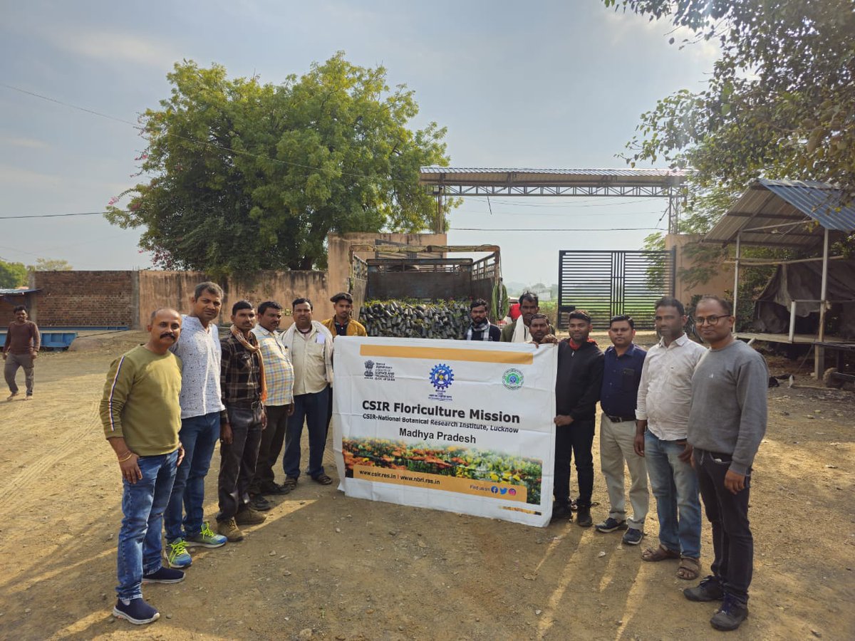 CSIR Floriculture Mission (@csirflori) on Twitter photo Under <a href="/CsirFlori/">CSIR Floriculture Mission</a> team NBRI distributed 10K rose saplings to 27 farmers of 07 clusters in Gwalior MP on 18 Feb 25 at Vindhyanchal FPO training centre, Udaypura village, Gwalior & 10K rose saplings were distributed in Bhopal MP on 21 Feb 25 to 20 farmers of 04 clusters.
<a href="/akshasany/">Jagarnath Jai</a> Under <a href="/CsirFlori/">CSIR Floriculture Mission</a> team NBRI distributed 10K rose saplings to 27 farmers of 07 clusters in Gwalior MP on 18 Feb 25 at Vindhyanchal FPO training centre, Udaypura village, Gwalior & 10K rose saplings were distributed in Bhopal MP on 21 Feb 25 to 20 farmers of 04 clusters.
<a href="/akshasany/">Jagarnath Jai</a>