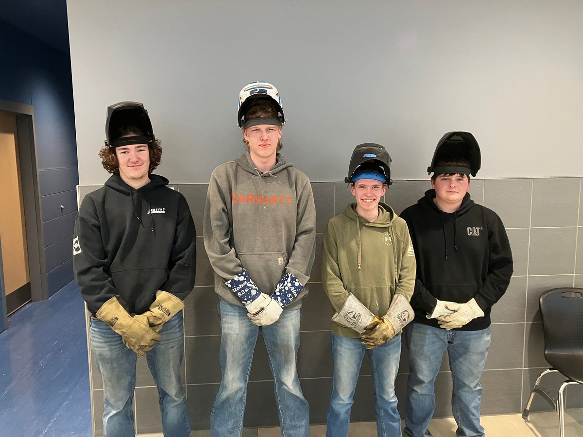 Freeman_Falcons's tweet image. 👨🏻‍🏭Welding Team🟰3️⃣rd Place Team (Joey Hoffman-Ideus, Braedon Otto, Kamdyn Warren, Brett Ottersberg)🏆State Qualifier