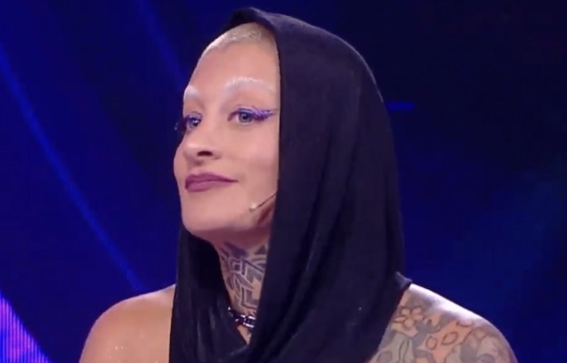 Sera que entra ? vamos necesitamos show 
#GranHermano #GranHermanoAr