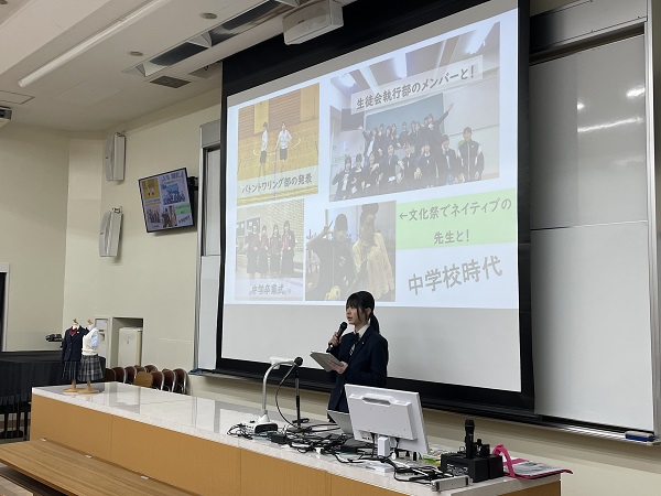 受験生、保護者の皆様、ごきげんよう。
中学説明会を開催いたしました。

2025年度入試が終了し新5,6年生を対象とした体験イベントです。
理科はおしゃれスライム、家庭科はイチゴタルトを作りました☆

全体会場では、高校２年生の先輩が学校生活について発表してくれました。
