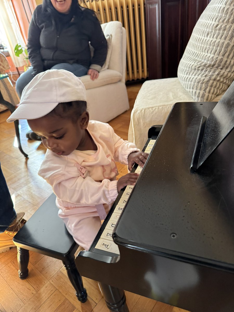 RIP Ms Roberta Flack. The book, you authored,The Green Piano, is sitting at my little GGdaughter’s piano.