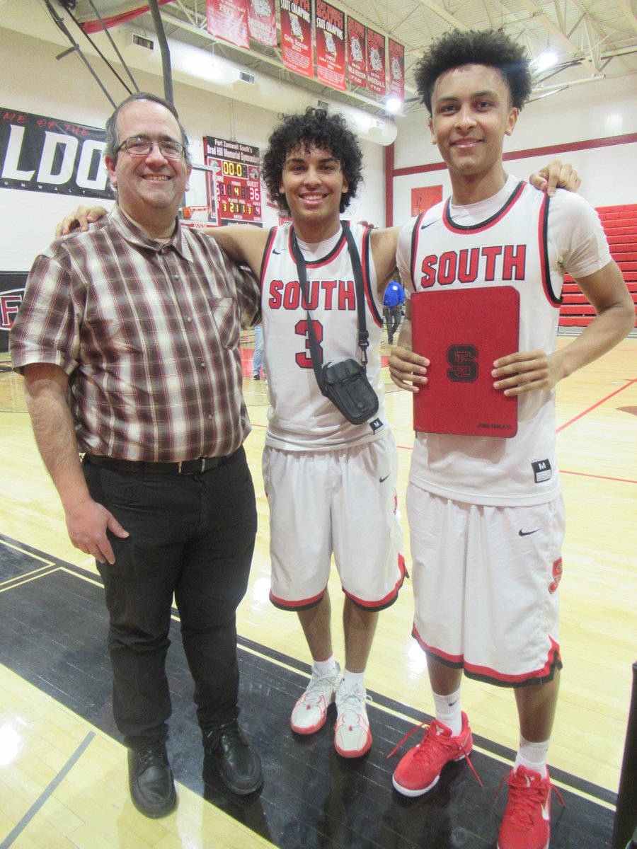 John Brocato (@rdtrpsrtsroyals) on Twitter photo <a href="/FZSHoops/">Fort Zumwalt South H.S. Boys Basketball Program</a> with a 51-36 win over Washington tonight. <a href="/FZSHoops/">Fort Zumwalt South H.S. Boys Basketball Program</a> with a 51-36 win over Washington tonight.