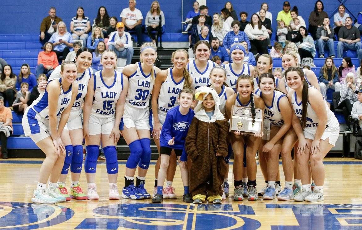 Jake Nichols (@jnichols_2121) on Twitter photo Cutest photo you’ll see all day, and it’s not particularly close.
Great grab from <a href="/SurfShooter89/">John</a> tonight, as <a href="/BbCosby/">Cosby Lady Eagles BB</a> had a little help with its district championship celebration… <a href="/cosbyhs_sports/">Cosby High School Athletics</a> <a href="/levifcooper/">Coach Coop</a> <a href="/RealLife_J_LO/">Jody Lowe</a>
More coming in a gallery tomorrow! Cutest photo you’ll see all day, and it’s not particularly close.
Great grab from <a href="/SurfShooter89/">John</a> tonight, as <a href="/BbCosby/">Cosby Lady Eagles BB</a> had a little help with its district championship celebration… <a href="/cosbyhs_sports/">Cosby High School Athletics</a> <a href="/levifcooper/">Coach Coop</a> <a href="/RealLife_J_LO/">Jody Lowe</a>
More coming in a gallery tomorrow!