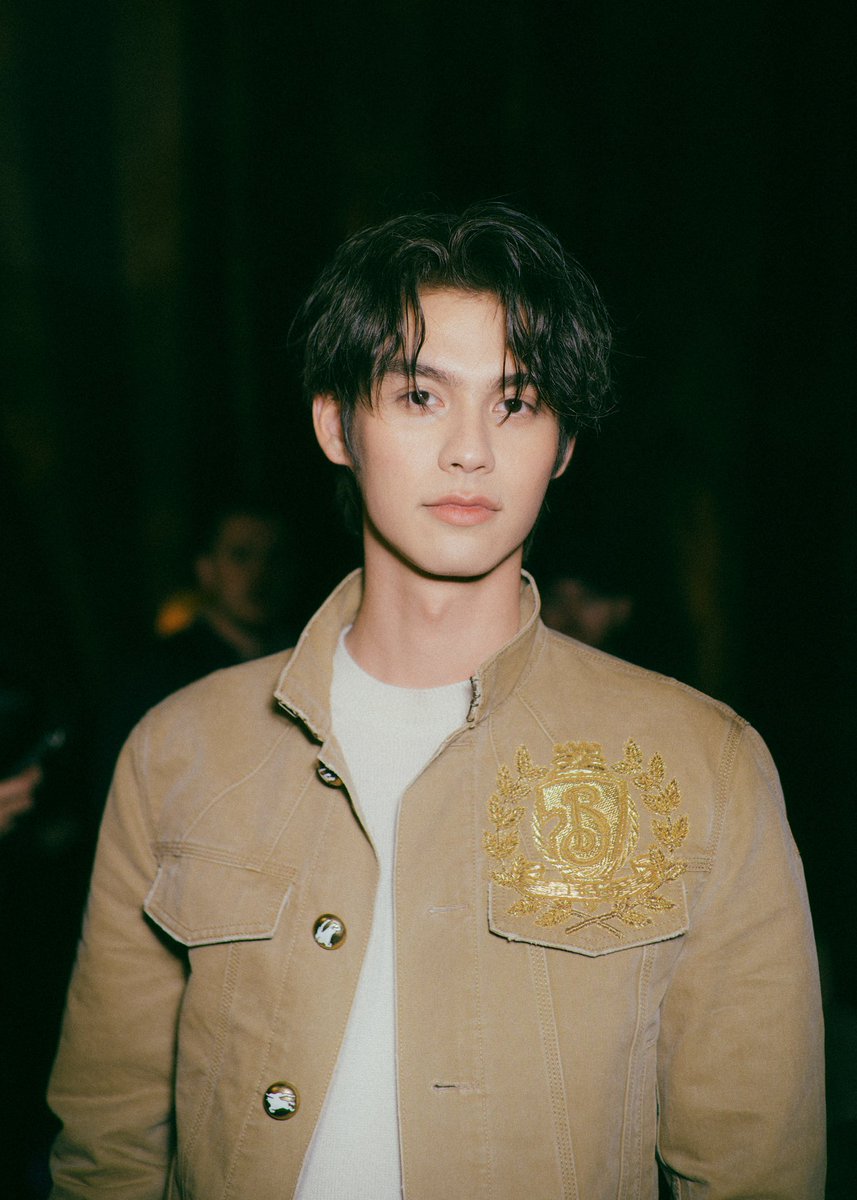 ELLEThailand tweet picture