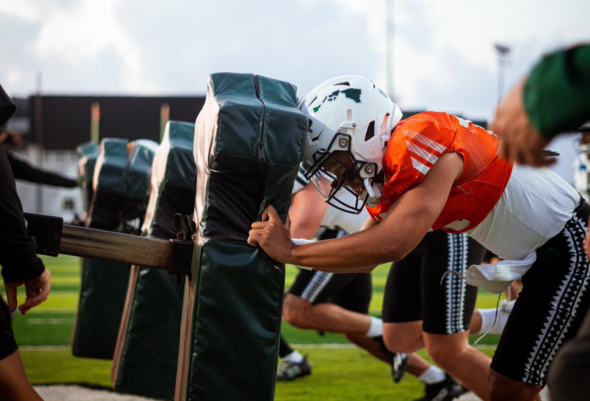Push the sled 💪

#BRADDAHHOOD x #GoBows