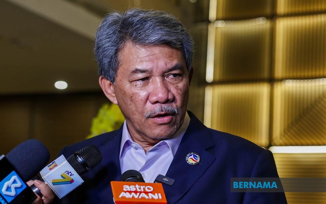 Bernama_Radio's tweet image. Menteri Luar Datuk Seri Mohamad Hasan mengadakan lawatan rasmi pertama ke Republik Islam Iran bermula hari ini hingga Khamis, untuk  menghadiri Mesyuarat Suruhanjaya Bersama (JCM) Ke-8 - @MalaysiaMFA  

bernama.com/bm/am/news.php…

@tokmatn9