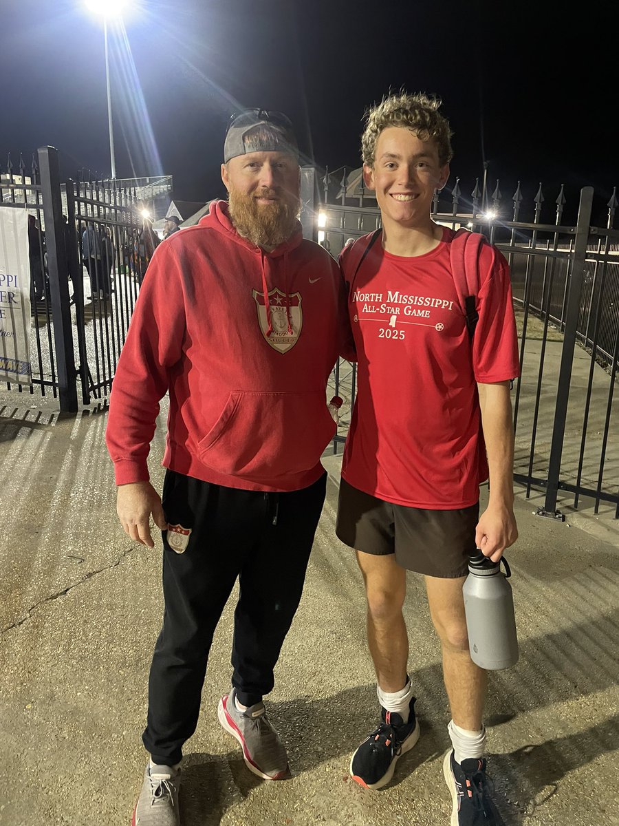 Congrats to Gavyn Leary and thanks to <a href="/NorthMSAllStar/">NorthMSSoccerAllStar</a> for organizing one last game for the season.