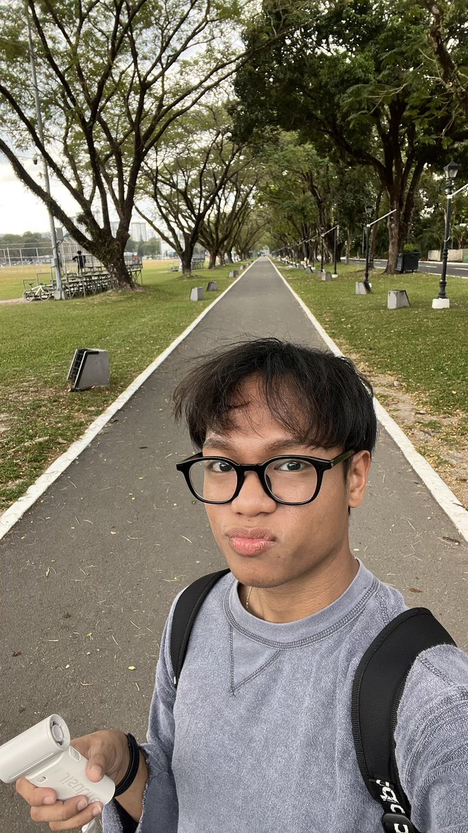 JK_fromtheblock's tweet photo. My skin the day after my first visit to Belo and then my skin now! No longer conscious of taking random selfies because my skin has vastly improved!! More than 2 years with Belo now and it’s one of the best decisions I’ve ever made. https://t.co/3d3TbEO4E9