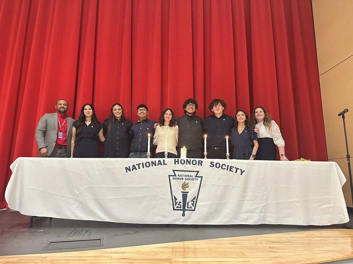 NHSBronchos's tweet photo. Another great induction in the books. Congratulations to all new inductees. https://t.co/cvlX7nBrEH