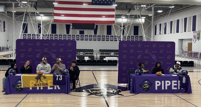 Coach Orrick (@coleworld50) on Twitter photo Congratulations to @maddix19320150 and <a href="/_SkylerLittle8/">Skyler J. Little</a> for signing to play <a href="/GCCCBroncbuster/">GardenCityCC</a>! Extremely proud of these guys for all of their hard work they have given to this program and excited to see their growth into the future! <a href="/PiratesPiperFB/">Piper Pirates Football</a> #Win Congratulations to @maddix19320150 and <a href="/_SkylerLittle8/">Skyler J. Little</a> for signing to play <a href="/GCCCBroncbuster/">GardenCityCC</a>! Extremely proud of these guys for all of their hard work they have given to this program and excited to see their growth into the future! <a href="/PiratesPiperFB/">Piper Pirates Football</a> #Win