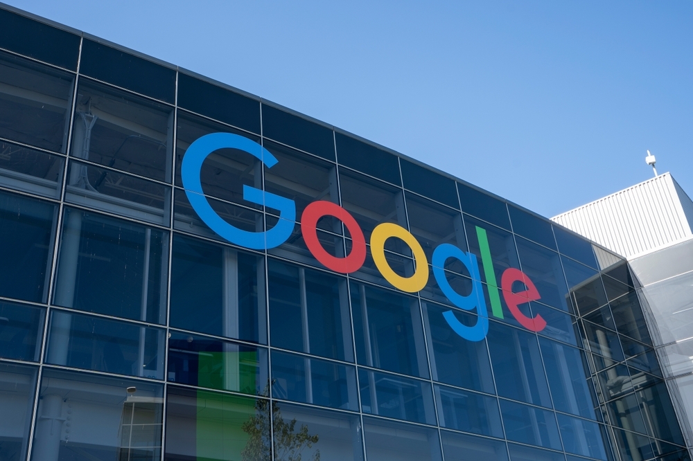 yogiliman's tweet image. 🎥 Exciting news for Google Drive users! 🌟 You can now search video transcripts! How do you think this feature will change the way we access information? 🤔 Dive into the details here: ift.tt/swOLy6G #GoogleDrive #TechUpdates #VideoTranscripts #Productivity