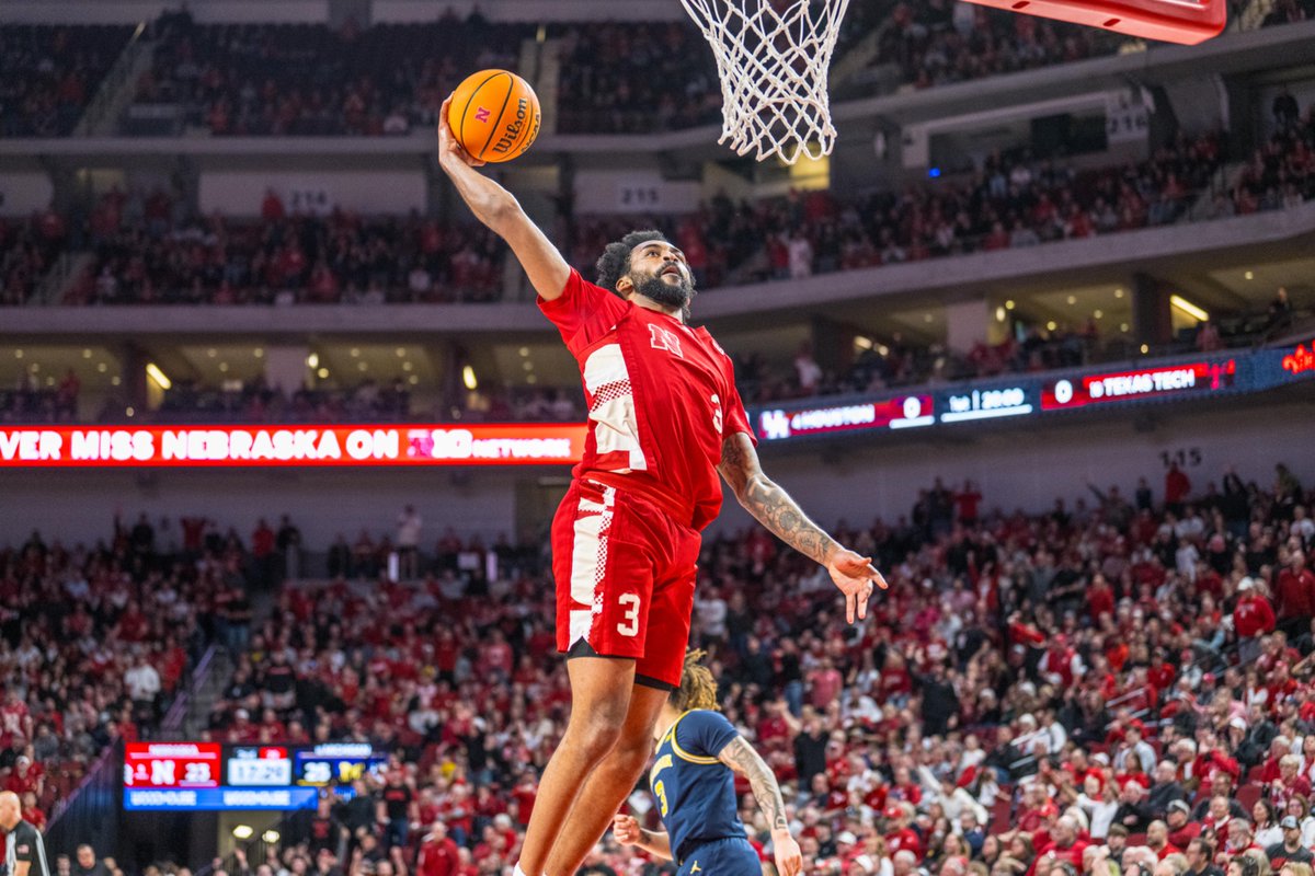 DekksPhoto's tweet photo. Nebraska fell to Michigan in a tough game, 49-46. The Huskers got off to a strong start, but lost it halfway through the first half. Nebraska brought the energy in the second half, keeping the game tight. they couldn’t carry that momentum to the end, ultimately falling short. https://t.co/O5iFbwTu8L