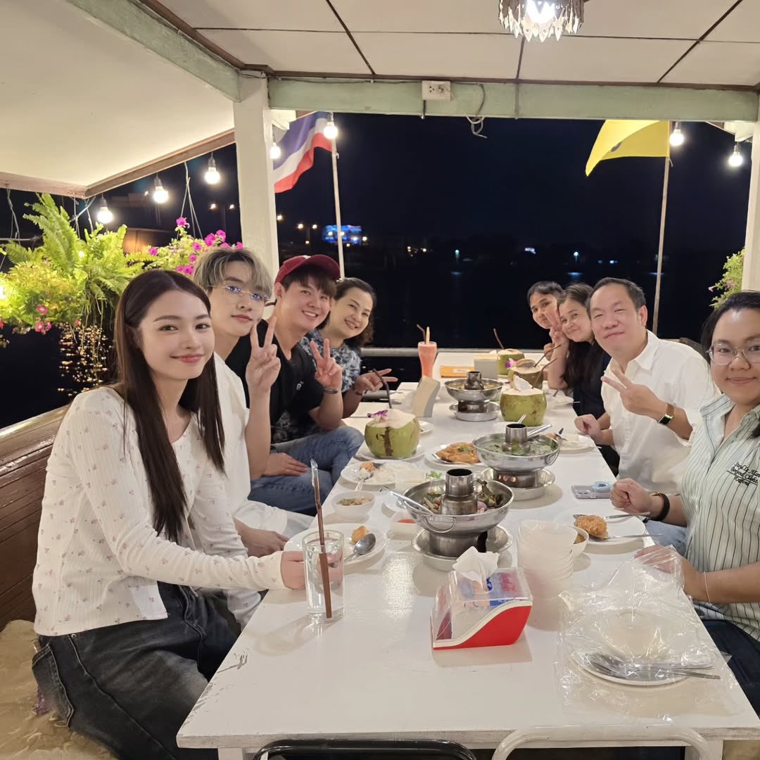 Beautiful friendship 🥰

IG : mommymintranchrawee 
#Saint_sup #MingEr #kongthappeak #mintranch