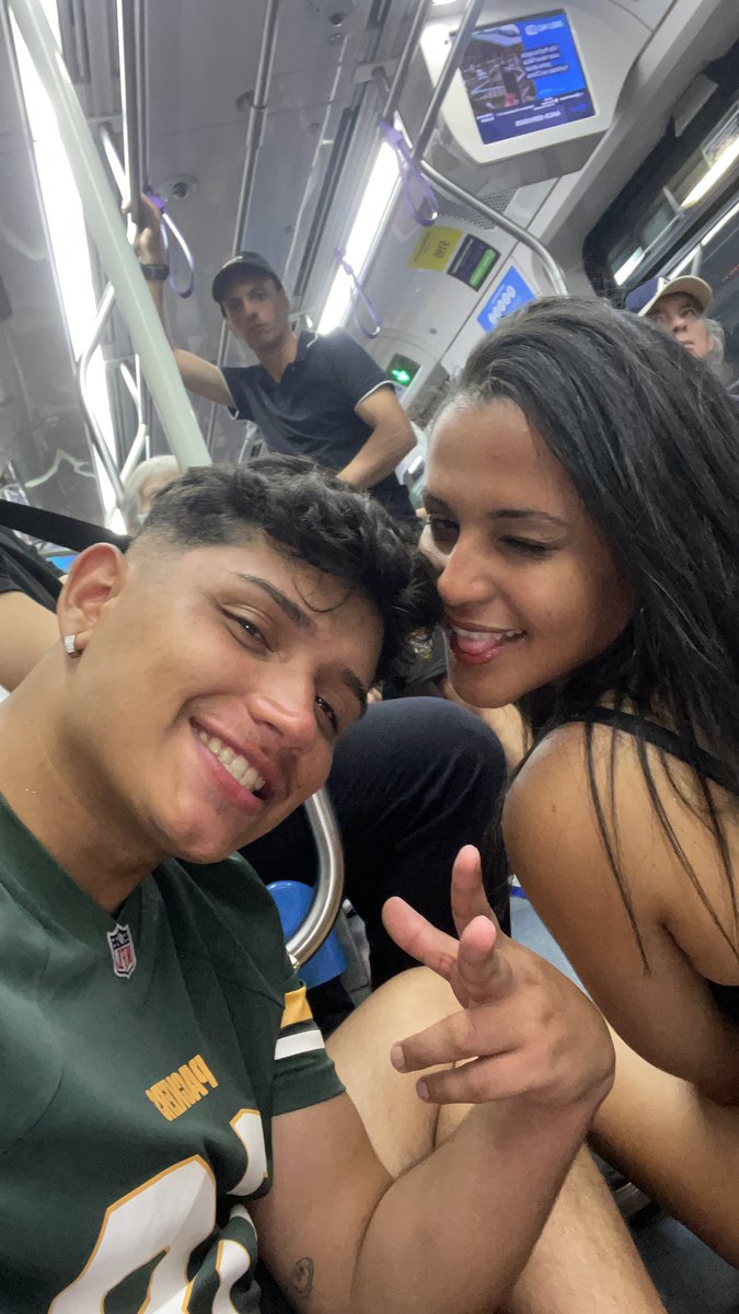 ⚡️RYAN COM Y ⚡️ tweet media